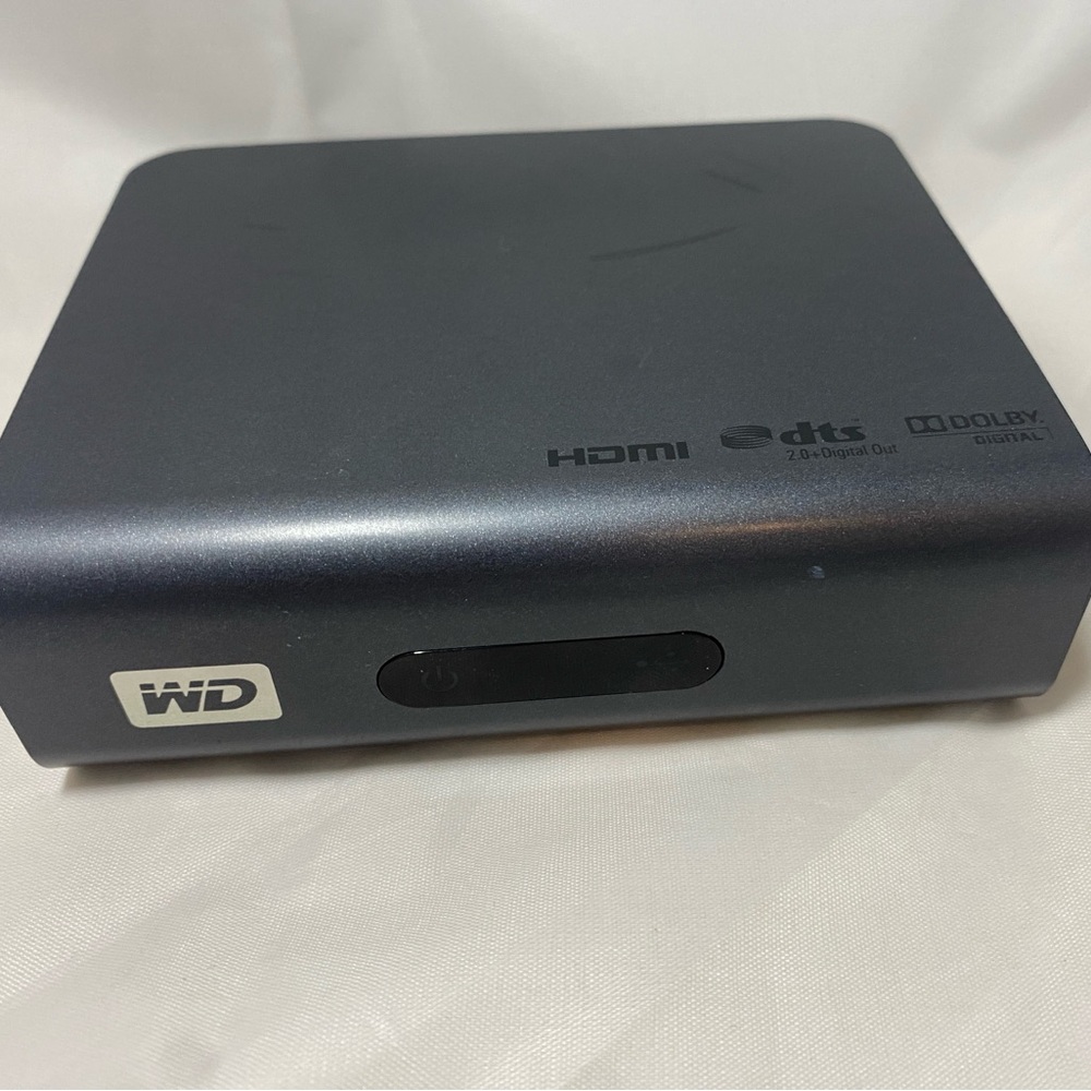 WD TV Live Plus HD Media Player Western Digital WDBAAN0000NBK-00 Unit only